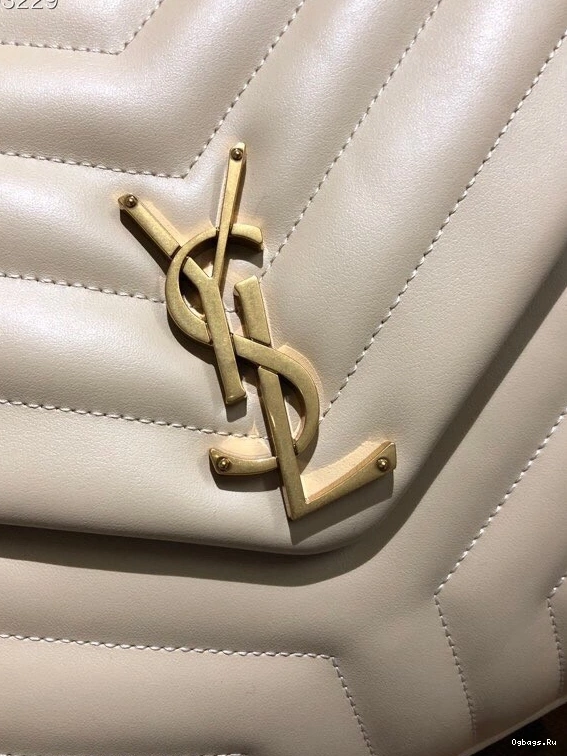 YSL LOULOU MEDIUM 0816